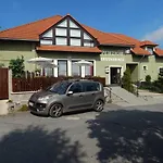U Kasnych Gæstehus