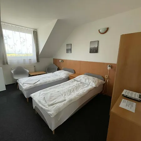 U Kasnych 3* Mníšek pod Brdy